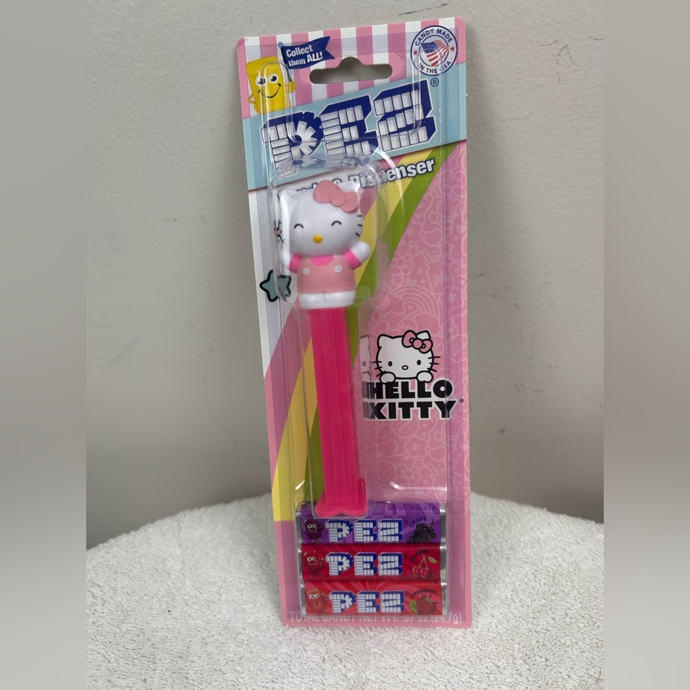 Hello Kitty PEZ Dispenser - Pink